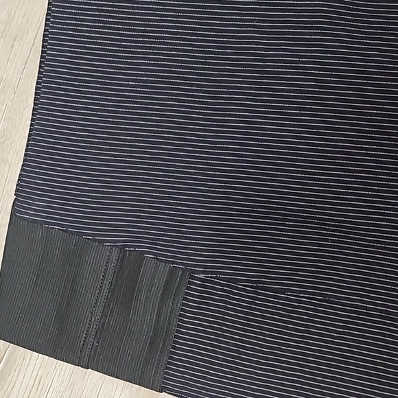 ✨️Pretty Slip On Striped Pencil Skirt with Wide Elastic on Sides of the Waist - Picture 2 of 16